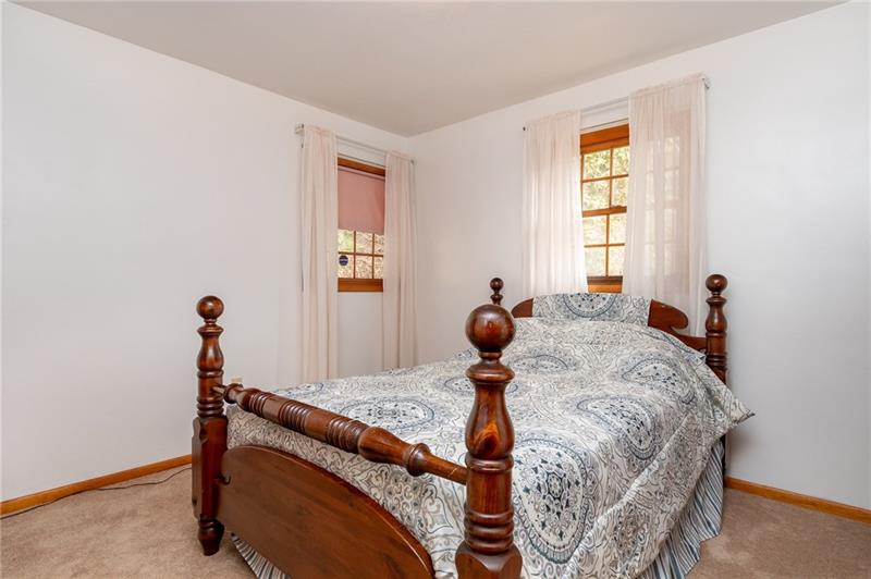 309 Stone Quarry Road Monaca, PA 15061 - Photo 7 of 12 Master bedroom, large close.....