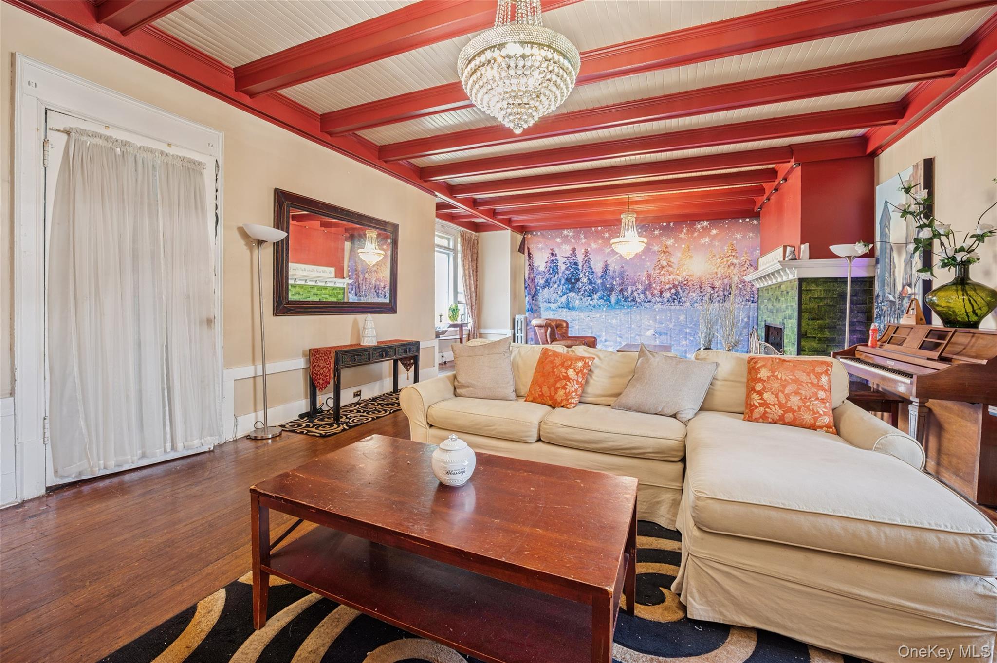 7 The Court New Rochelle, NY 10801 - Photo 8 of 35