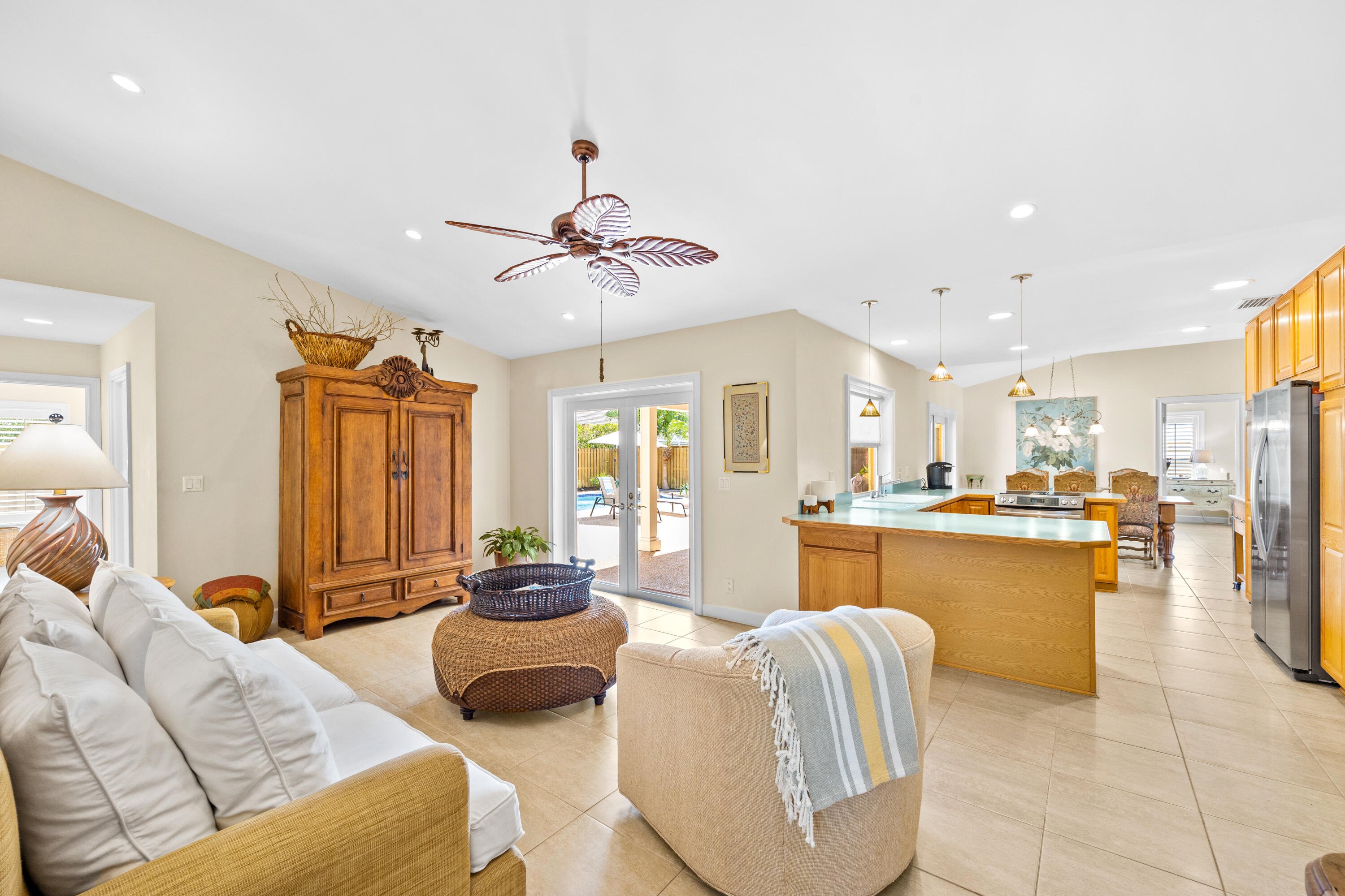 2136 Southwest 8th Avenue Boca Raton, FL 33486 - Photo 4 of 23 366A3563-57