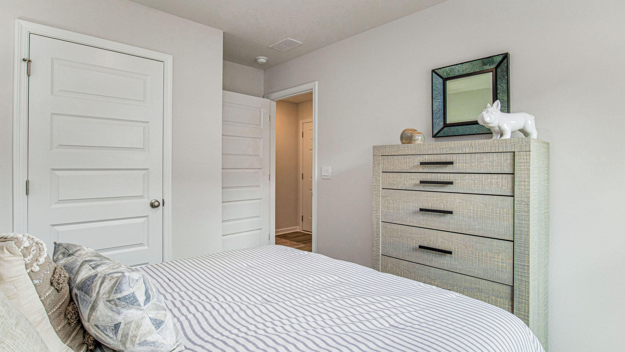 6565 Firefly Drive Milton, FL 32583 - Photo 15 of 35 Sullivan Model Home