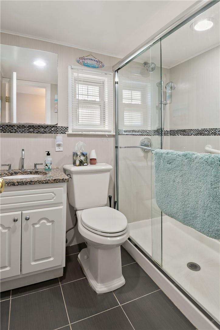 90 Edgewater Park, Unit 90B Bronx, NY 10465 - Photo 16 of 26