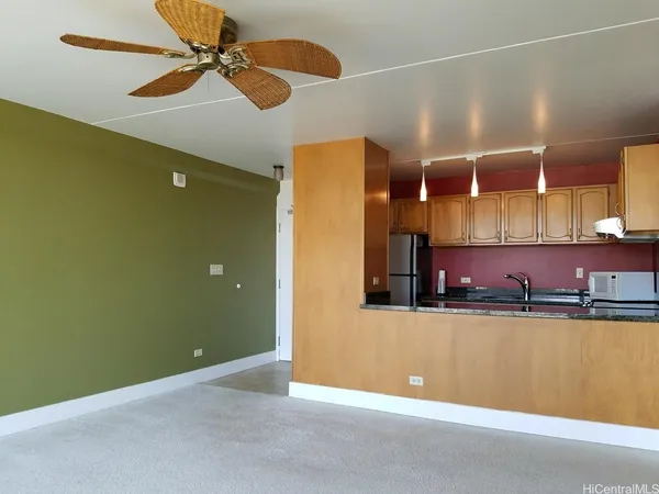$2,600 | 2522 Date Street, Unit 1103, Honolulu, HI 96826