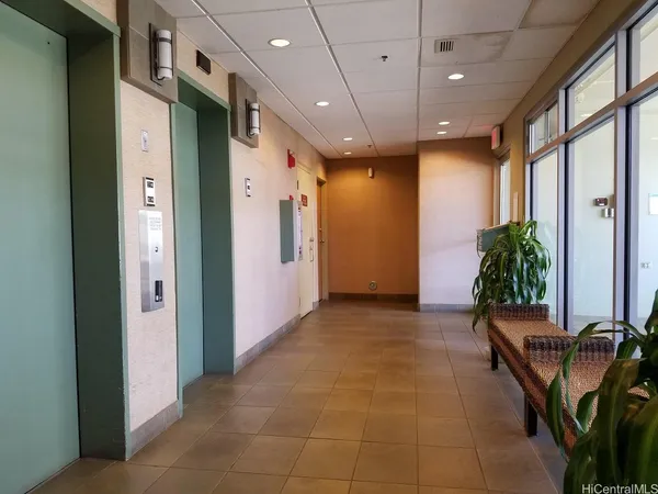 $2,600 | 2522 Date Street, Unit 1103, Honolulu, HI 96826