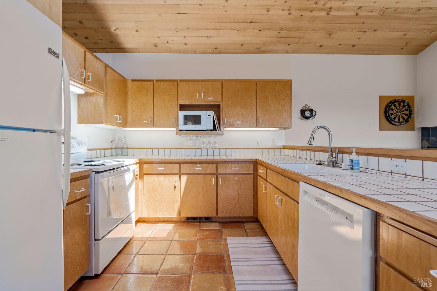 196 Broad Reach The Sea Ranch, CA 95497 - Photo 10 of 28