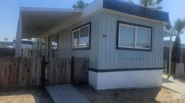 a view of a house with a house