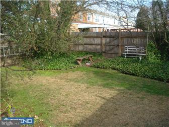 506 Winding Way Clementon, NJ 08021 - Photo 4 of 12 Exterior Back