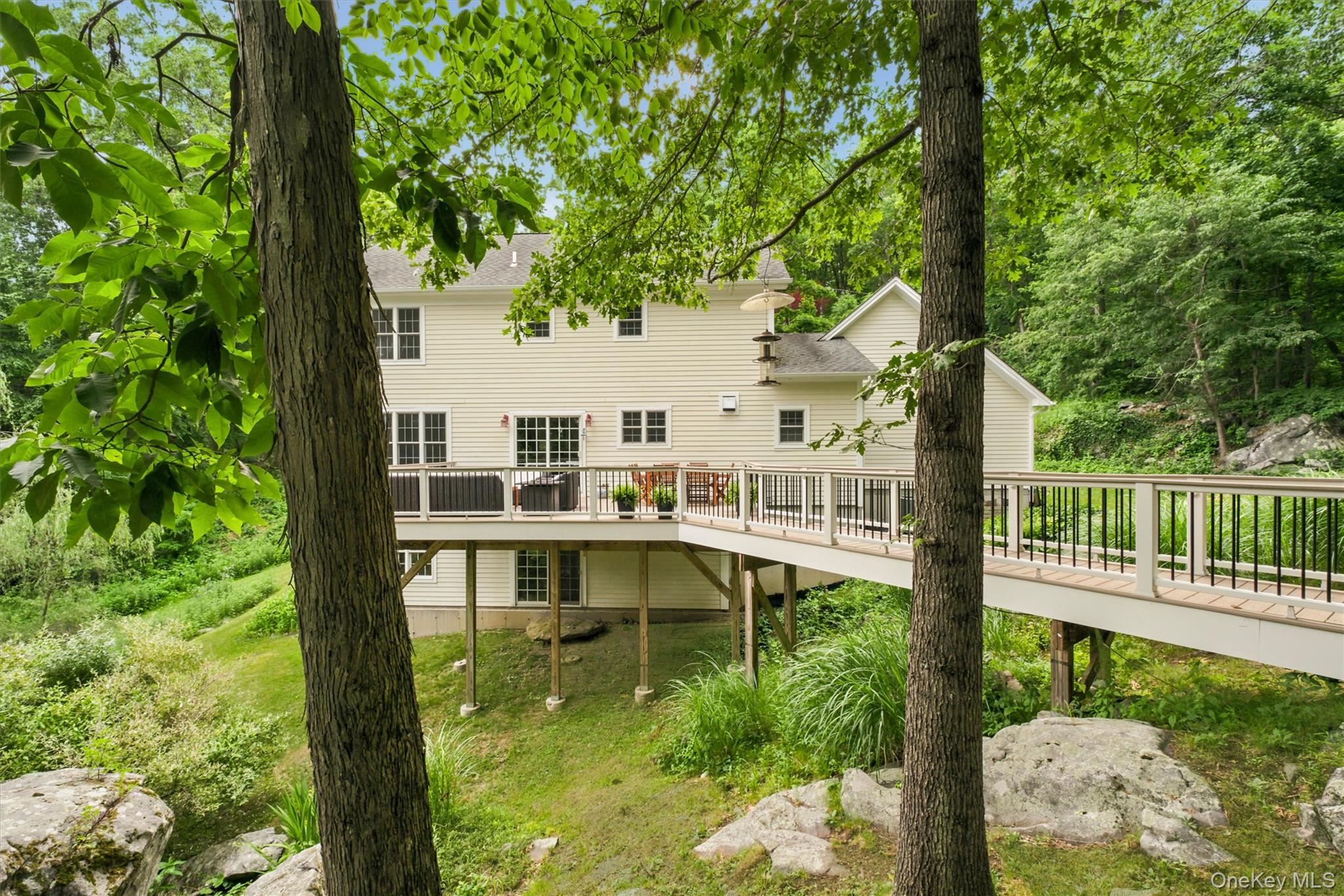 131 Ice Pond Road Brewster, NY 10509 - Photo 4 of 50
