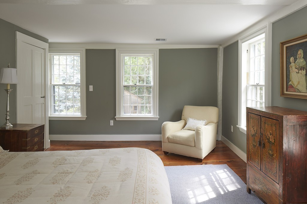 118 Conant Road Weston, MA 02493 - Photo 12 of 19