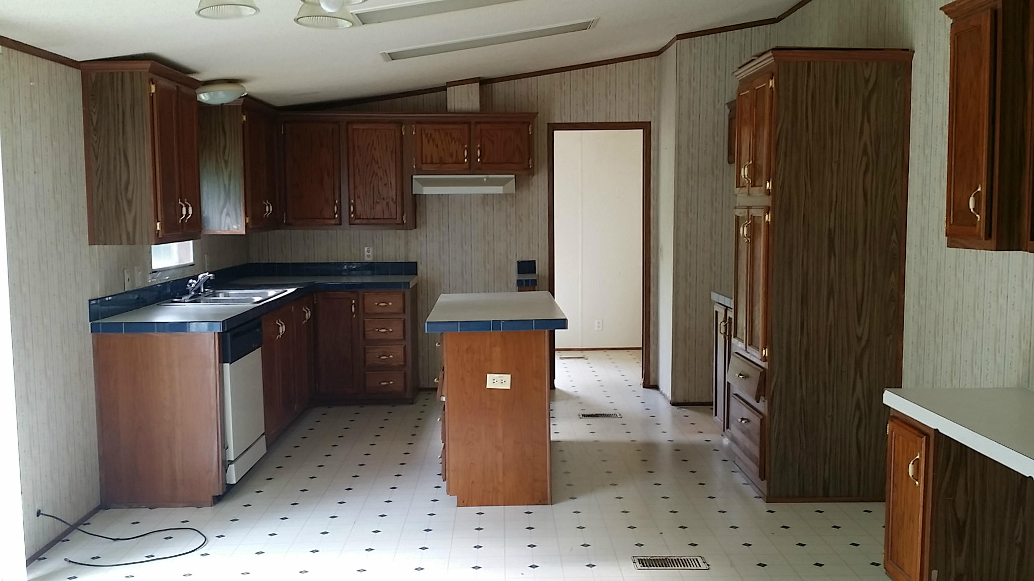 107 Beech Log Road Watertown, TN 37184 - Photo 7 of 7 Kitchen