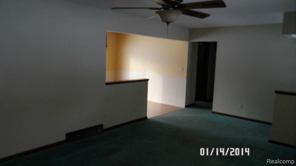 9207 Chubb Road Northville, MI 48167 - Photo 7 of 15 SAM_9782.jpg