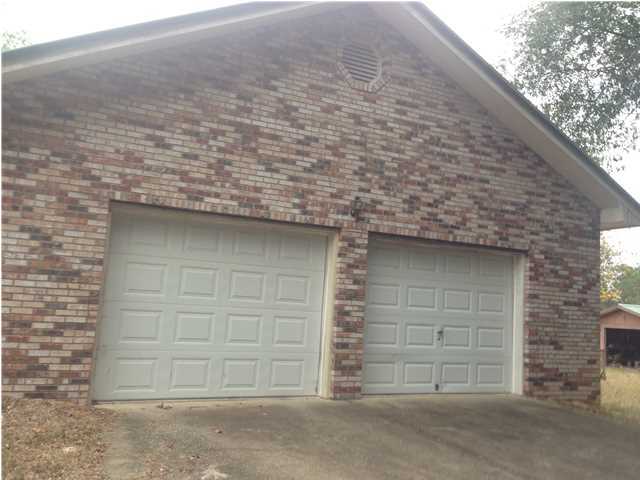 1086 Tallokas Road Crestview, FL 32536 - Photo 34 of 34 a front view of a house