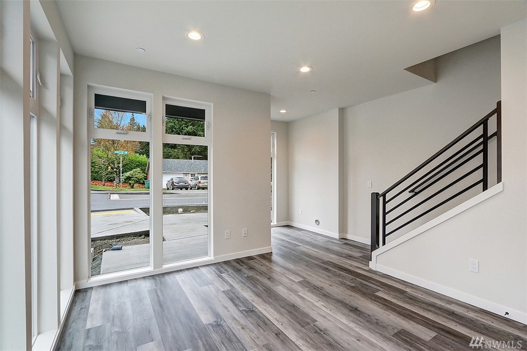 5750 230th Street Southwest, Unit G Mountlake Terrace, WA 98043 - Photo 3 of 22