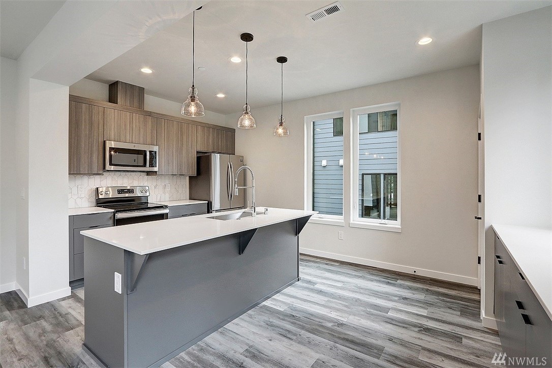 5750 230th Street Southwest, Unit G Mountlake Terrace, WA 98043 - Photo 7 of 22