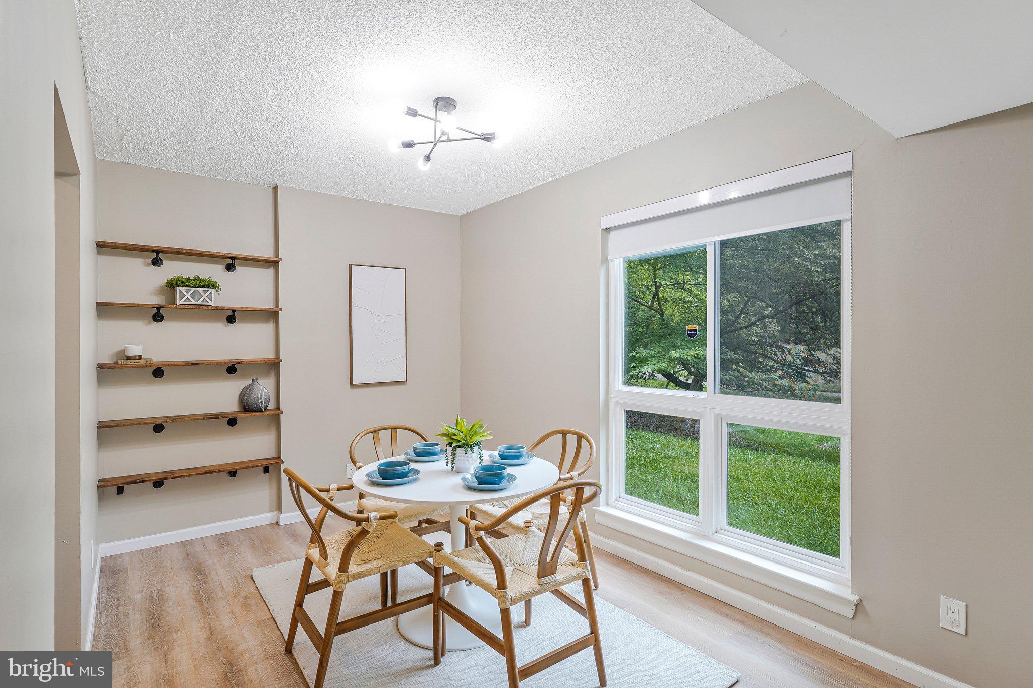 11804 Breton Court, Unit 1A Reston, VA 20191 - Photo 5 of 19 Open Dining Room