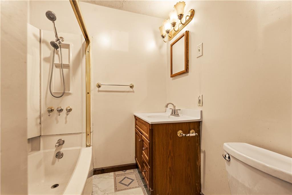234 Fairview Road Midland, PA 15059 - Photo 29 of 41
