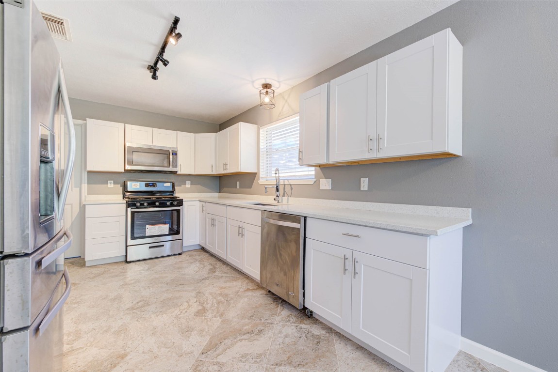 17930 Seven Pines Drive Spring, TX 77379 - Photo 12 of 26