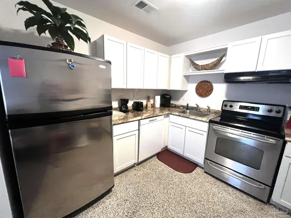 $165,000 | 1307 Redwood Lane, Unit G, Gulf Breeze, FL 32563