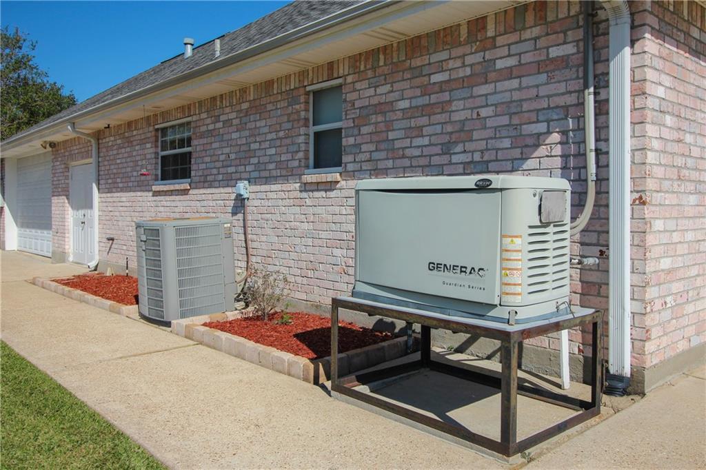 145 Lakewood Drive Laplace, LA 70068 - Photo 33 of 37