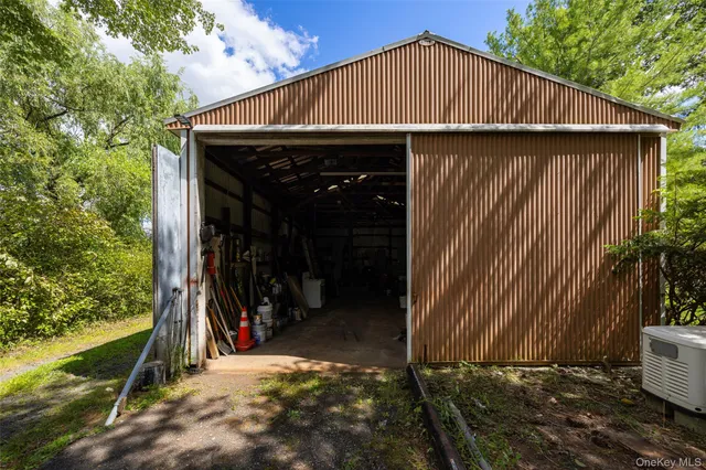 $425,000 | 993 Highway 32, Wallkill, NY 12589