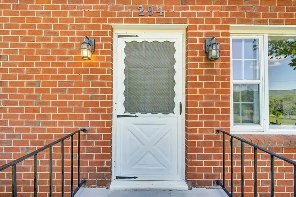 $189,950 | 294 Webster Heights Road, Roanoke, VA 24012