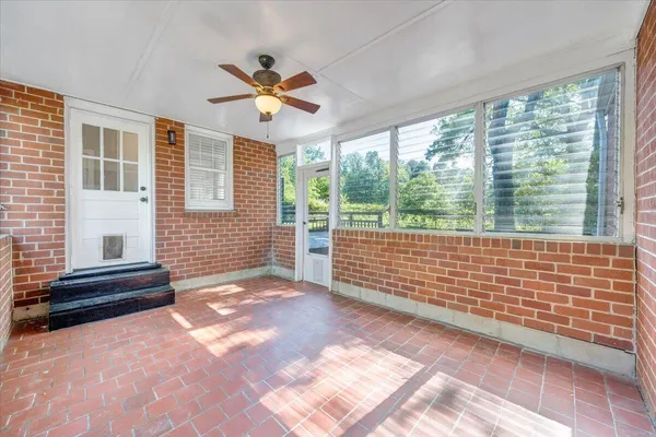 $189,950 | 294 Webster Heights Road, Roanoke, VA 24012