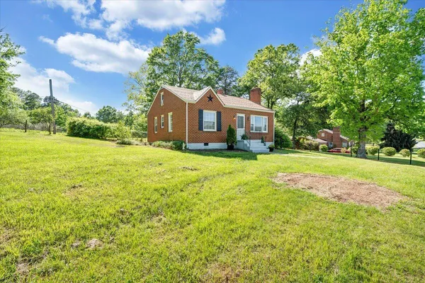 $189,950 | 294 Webster Heights Road, Roanoke, VA 24012