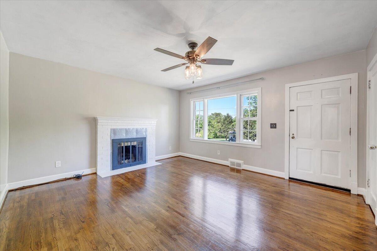 294 Webster Heights Road Roanoke, VA 24012 - Photo 6 of 55 06-MIB08859