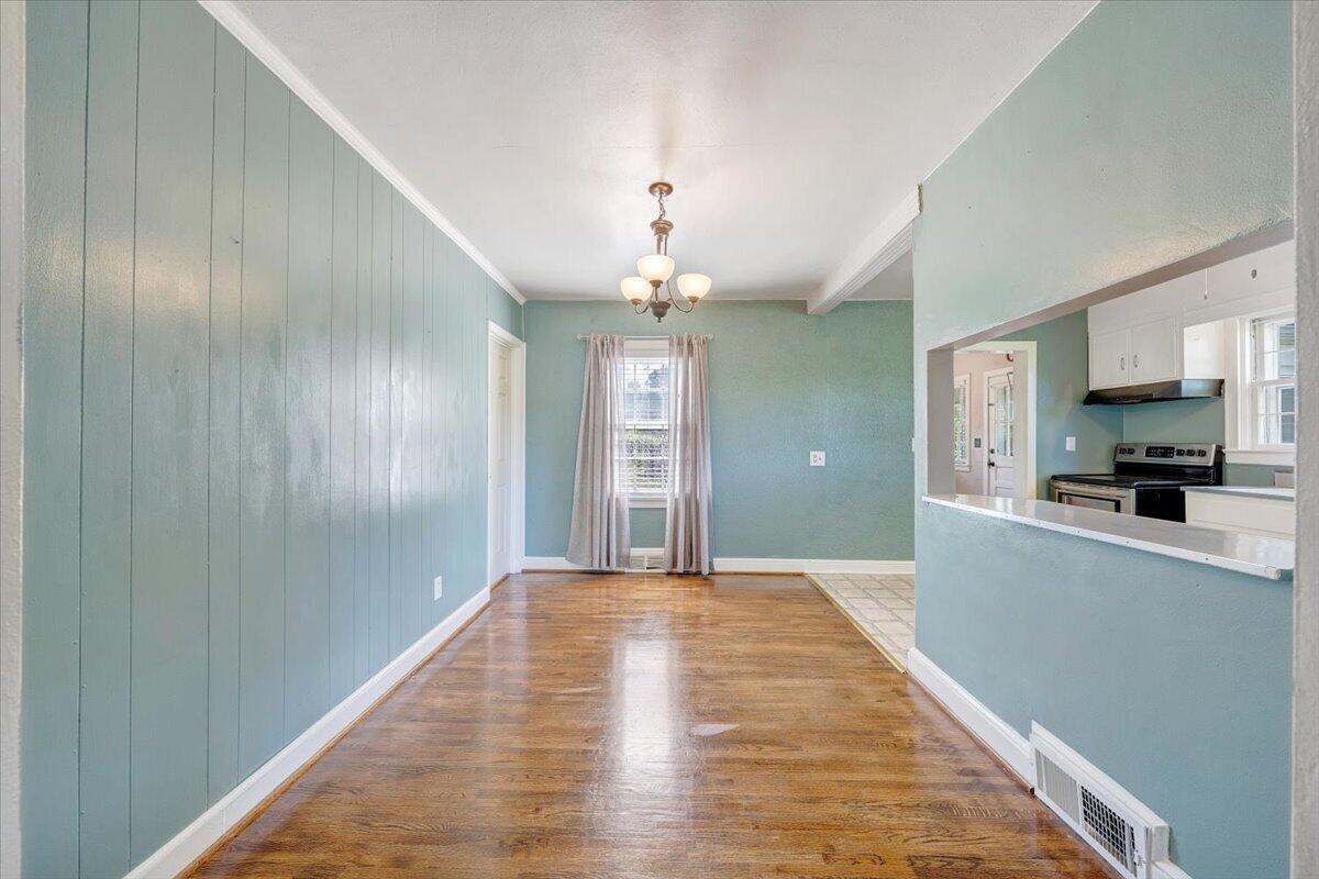 294 Webster Heights Road Roanoke, VA 24012 - Photo 8 of 55 08-MIB08868
