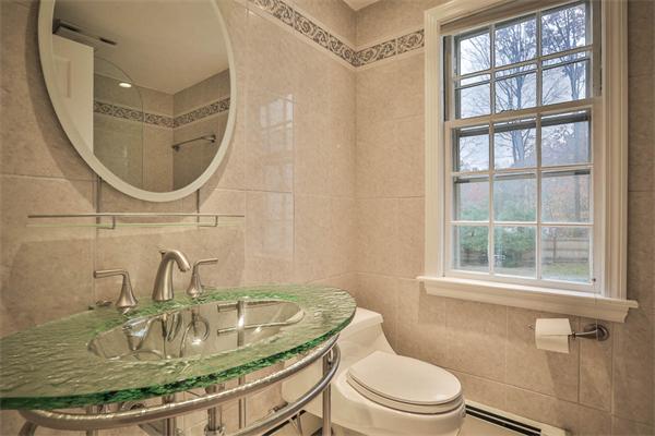 6 Townsend Road Lynnfield, MA 01940 - Photo 18 of 30