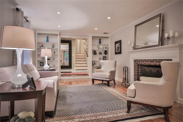 6 Townsend Road Lynnfield, MA 01940 - Photo 5 of 30