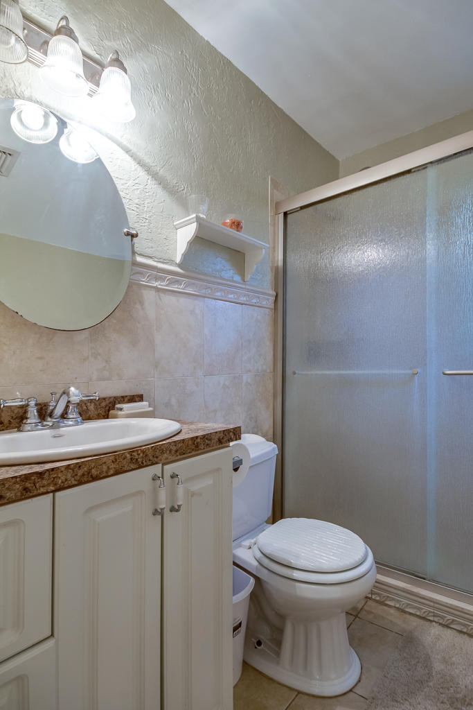 447 Conniston Road West Palm Beach, FL 33405 - Photo 18 of 26 447 Conniston Rd - West Palm Beach-18
