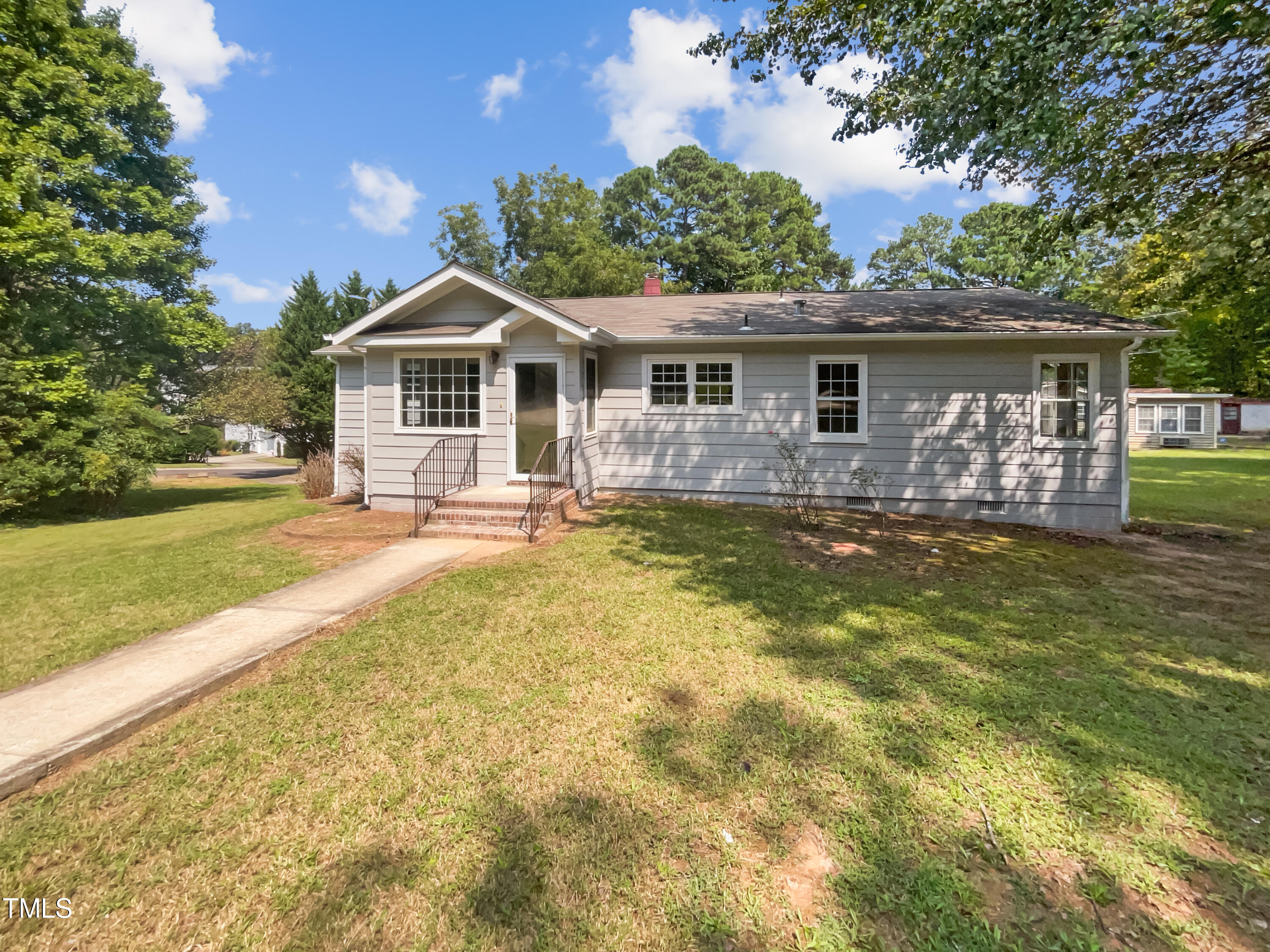 1421 Athens Drive Raleigh, NC 27606 - Photo 1 of 21 listing_0