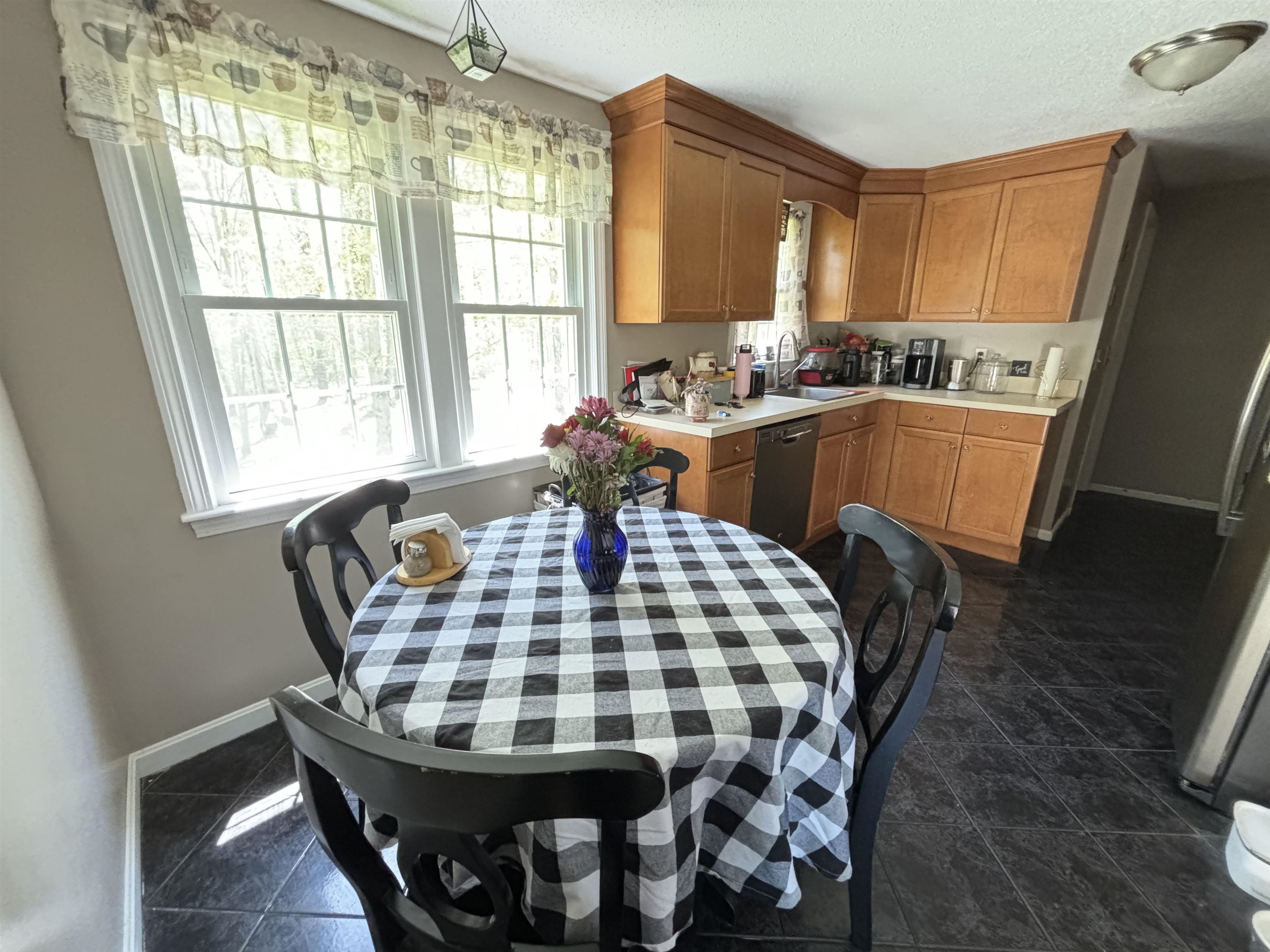 38 Juniper Road, Unit L Derry, NH 03038 - Photo 9 of 40