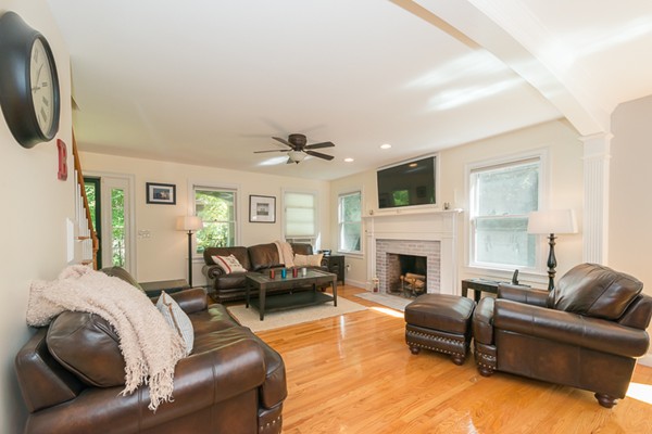 39 R Kimball Road Amesbury, MA 01913 - Photo 5 of 28 Gallery Image 5