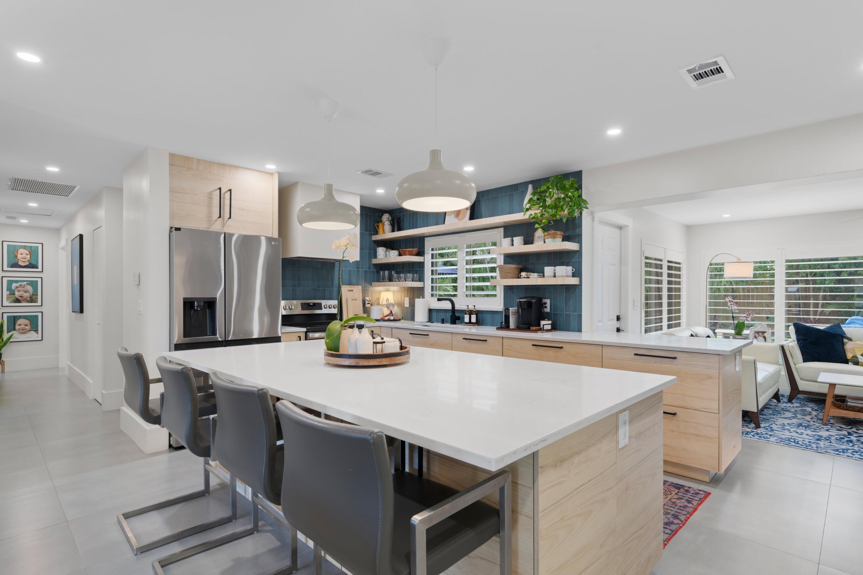 450 Northeast 5th Circle Boca Raton, FL 33431 - Photo 5 of 46 Kitchen Island
