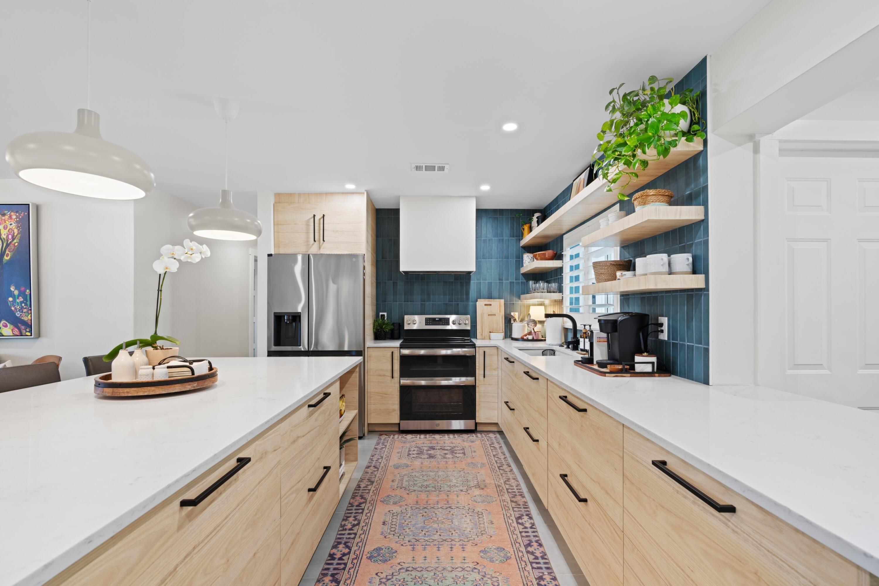 450 Northeast 5th Circle Boca Raton, FL 33431 - Photo 6 of 46 Kitchen