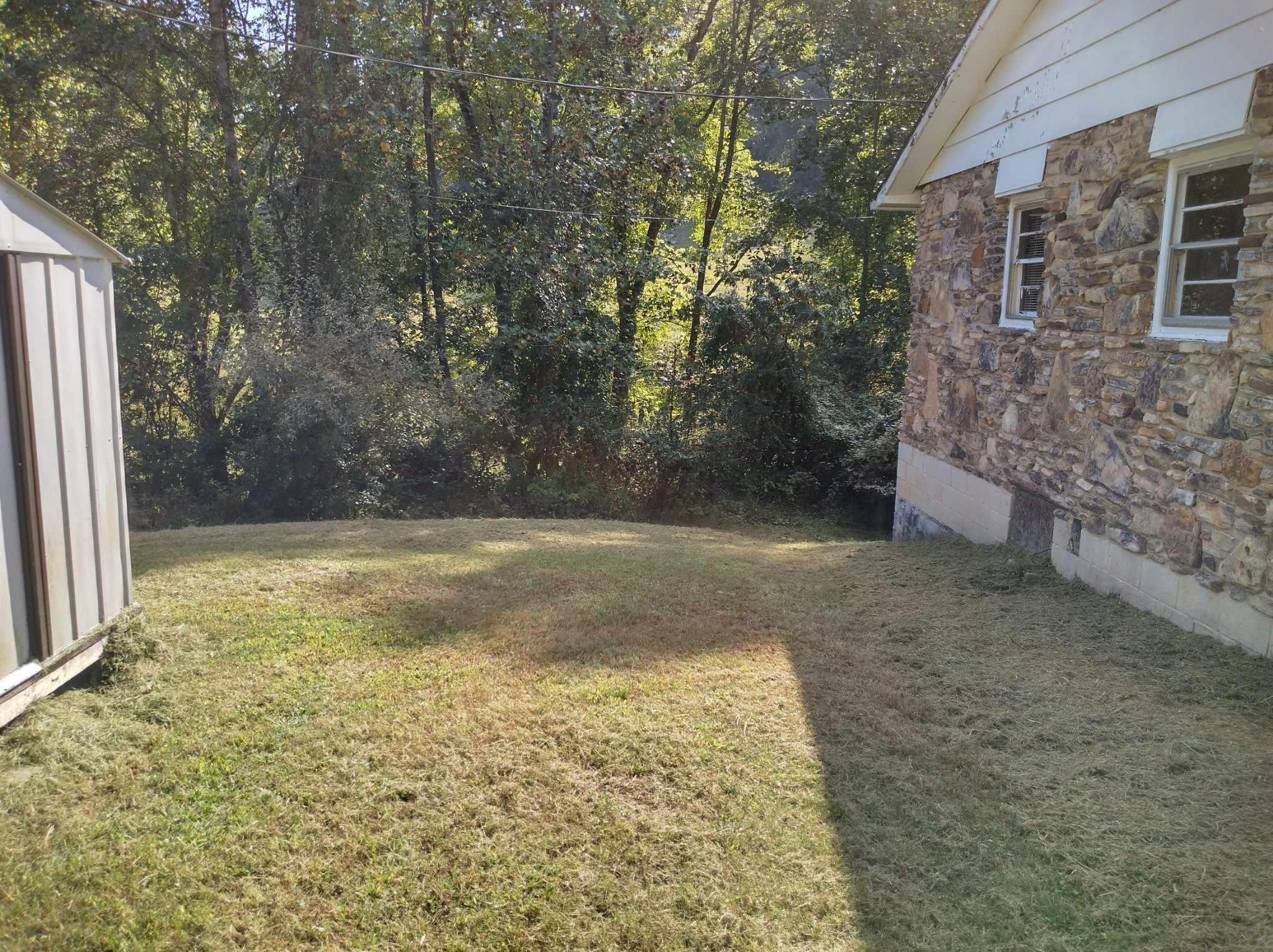 233 Silo Road Beattyville, KY 41311 - Photo 7 of 29 4aed1326-ee67-46a0-ae8c-40c754da9d9e