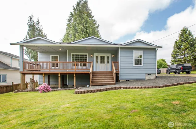 $599,900 | 514 McKinley Avenue, Raymond, WA 98577