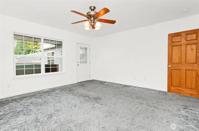 $599,900 | 514 McKinley Avenue, Raymond, WA 98577