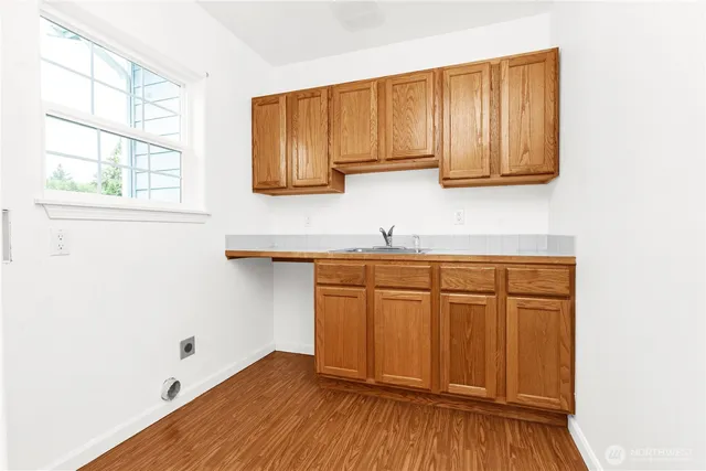 $599,900 | 514 McKinley Avenue, Raymond, WA 98577