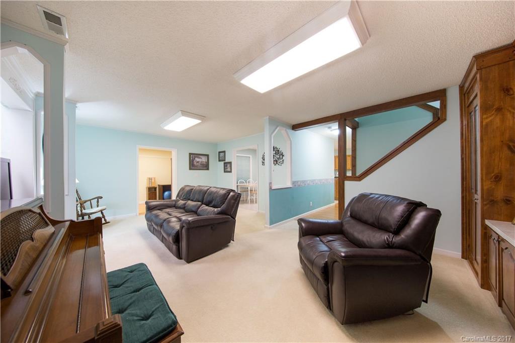 1610 Deer Run Road Catawba, SC 29704 - Photo 8 of 23 a living room with furniture and a couch