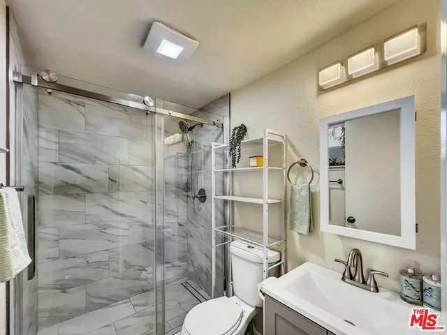 $2,600 | 13701 Hubbard Street, Unit 44, Sylmar, CA 91342