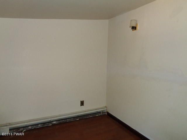 197 Silver Lake Road Dingmans Ferry, PA 18328 - Photo 11 of 19