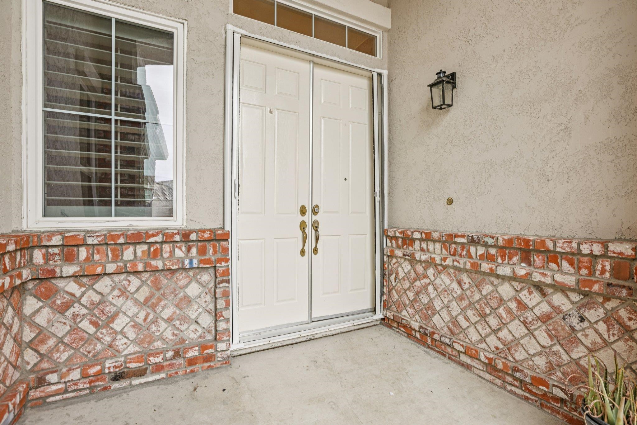 5227 Ramsdell Court Antioch, CA 94531 - Photo 5 of 58 Property entrance with stucco siding
