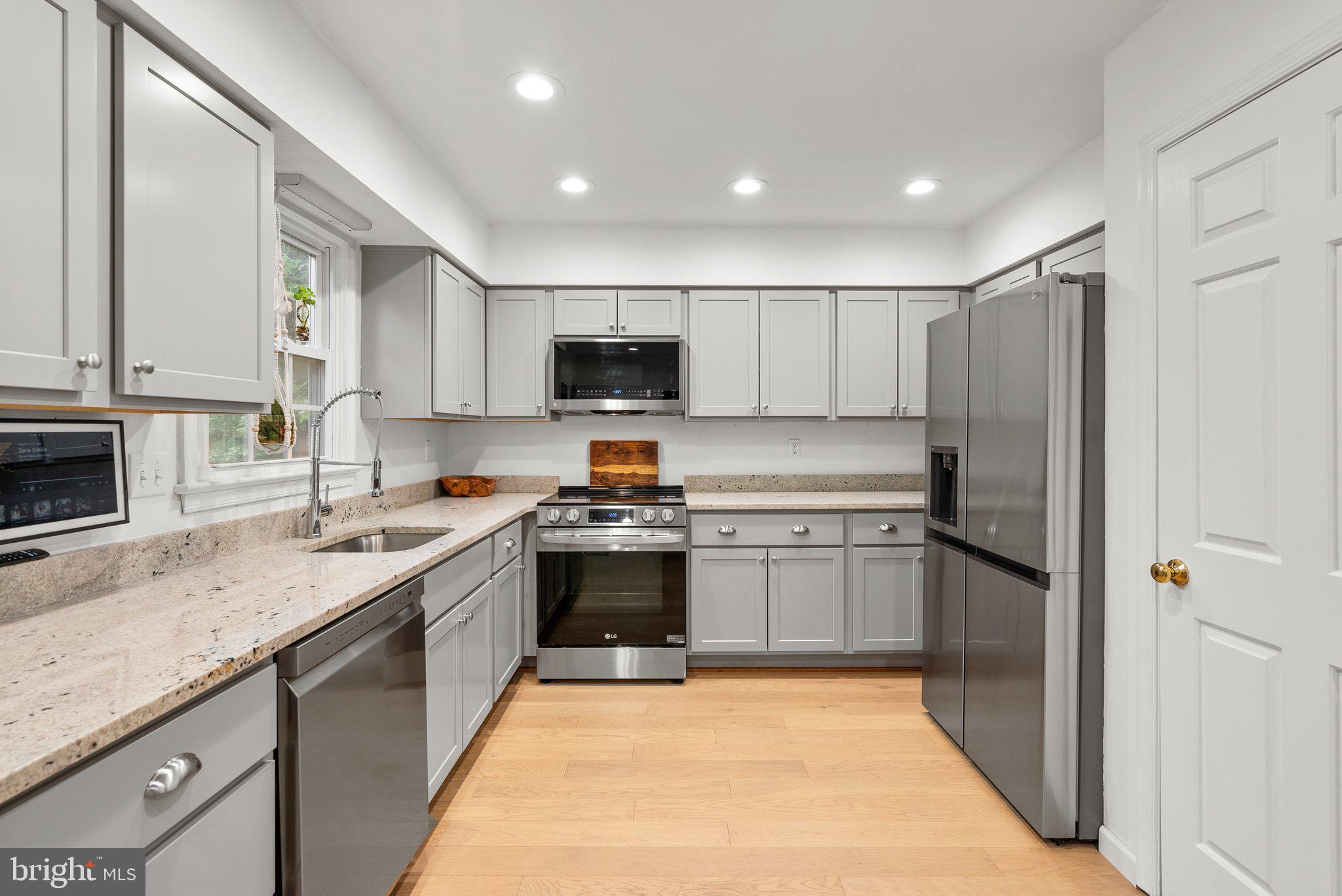 1004 Windrush Lane, Unit 20 Sandy Spring, MD 20860 - Photo 11 of 34