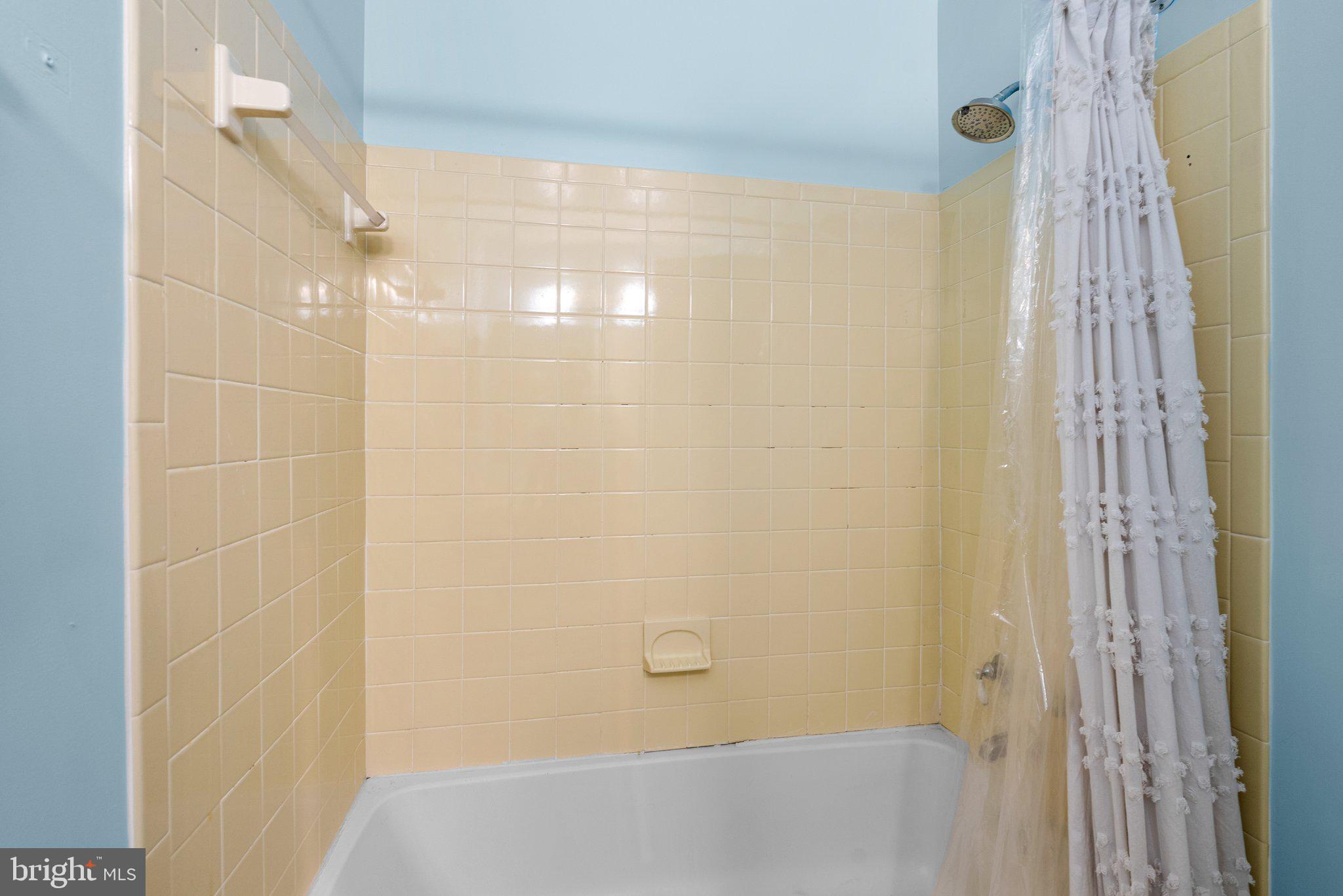 1004 Windrush Lane, Unit 20 Sandy Spring, MD 20860 - Photo 19 of 34
