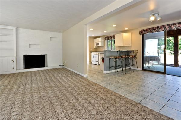 7 Millbrook Road Natick, MA 01760 - Photo 2 of 15 Gallery Image 2