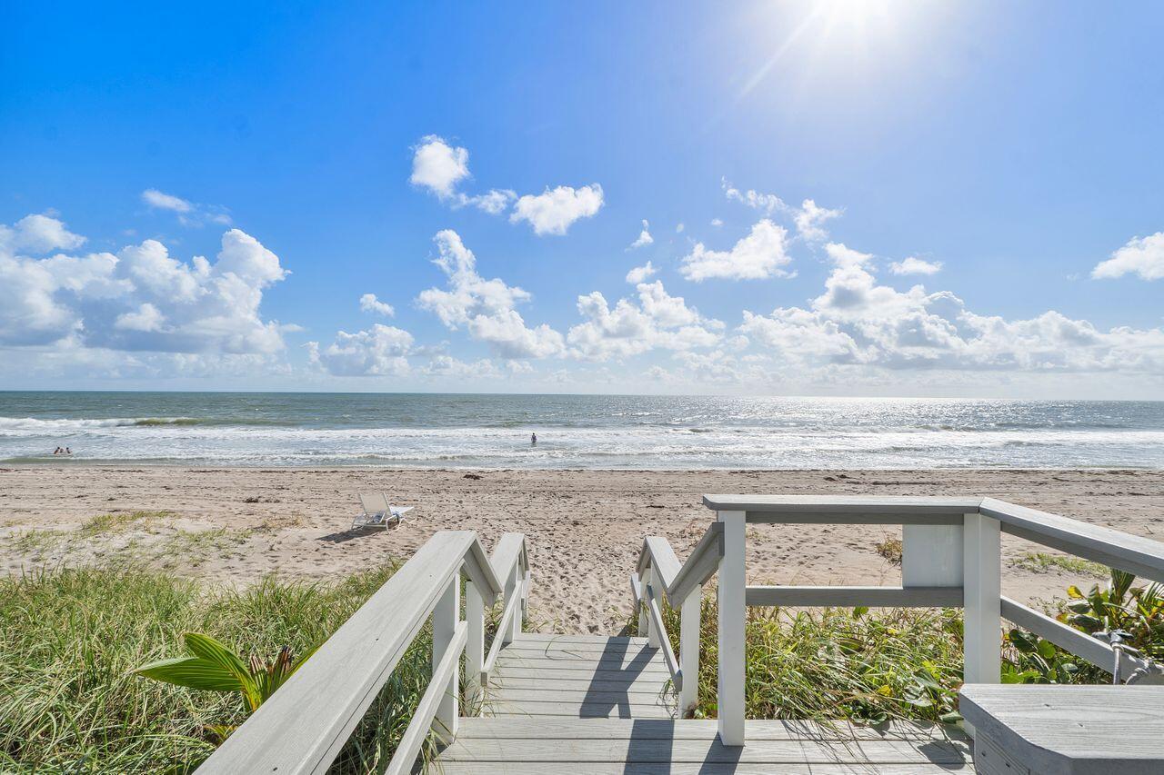 5505 North Ocean Boulevard, Unit 13204 Ocean Ridge, FL 33435 - Photo 30 of 38 5505_N_Ocean_blvd_024