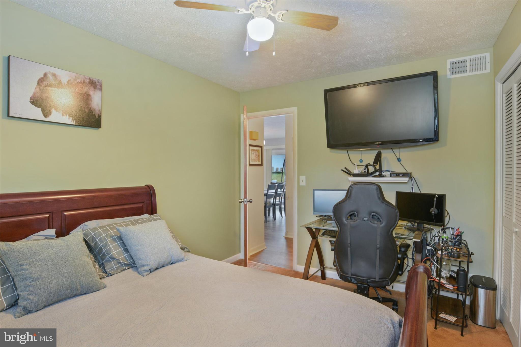 6981 Sterling Road Harrisburg, PA 17112 - Photo 11 of 33 Gallery Image 11