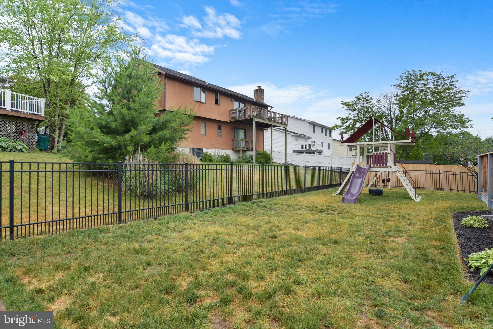 6981 Sterling Road Harrisburg, PA 17112 - Photo 27 of 33 Gallery Image 27